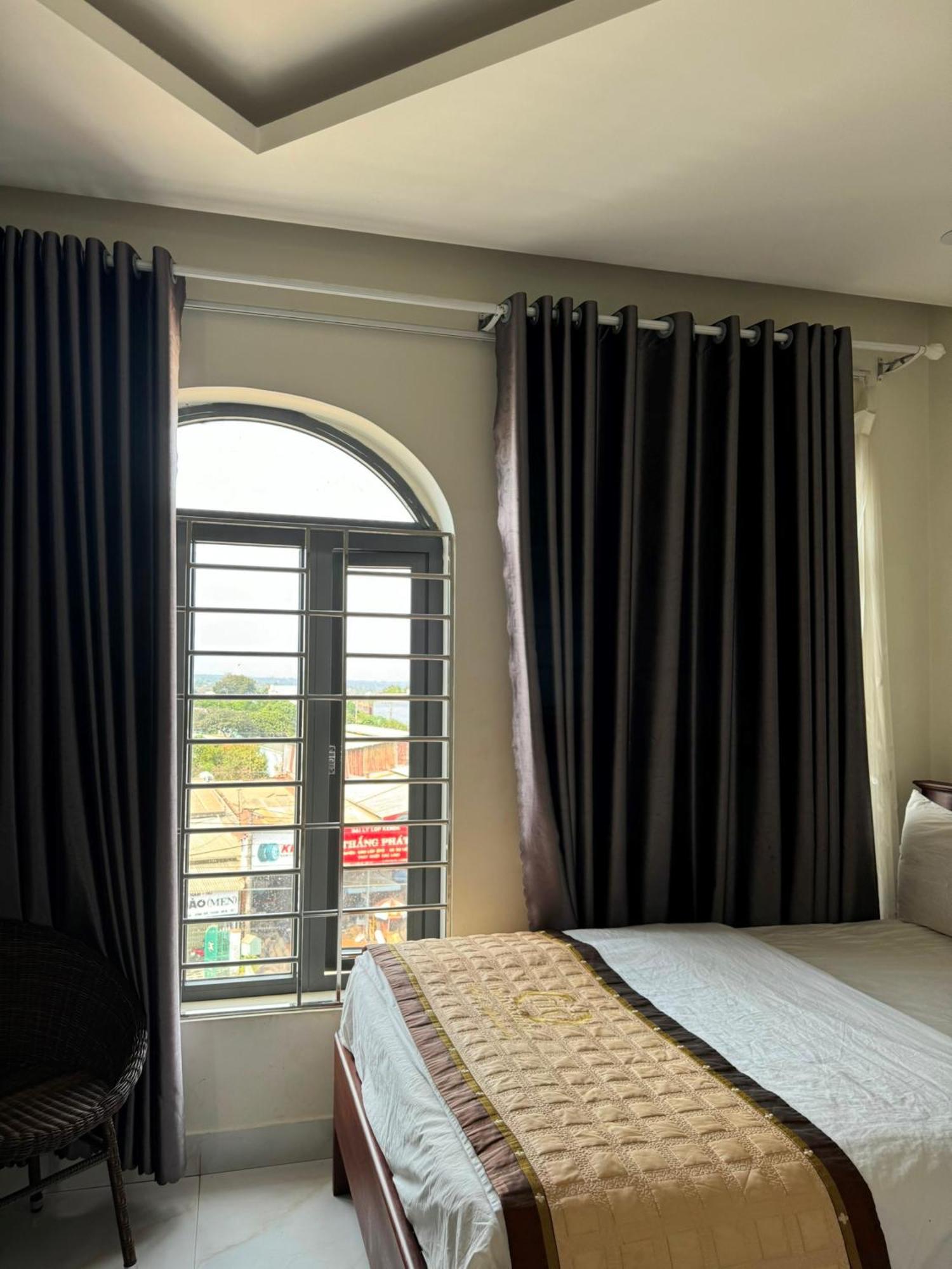 Hoang Khiem Hotel Pleiku Ngoại thất bức ảnh